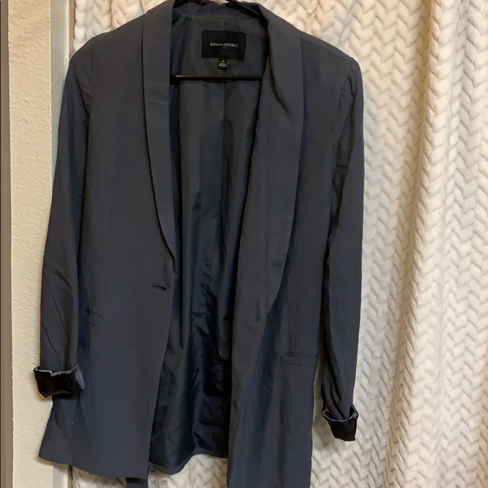 Gray blazer